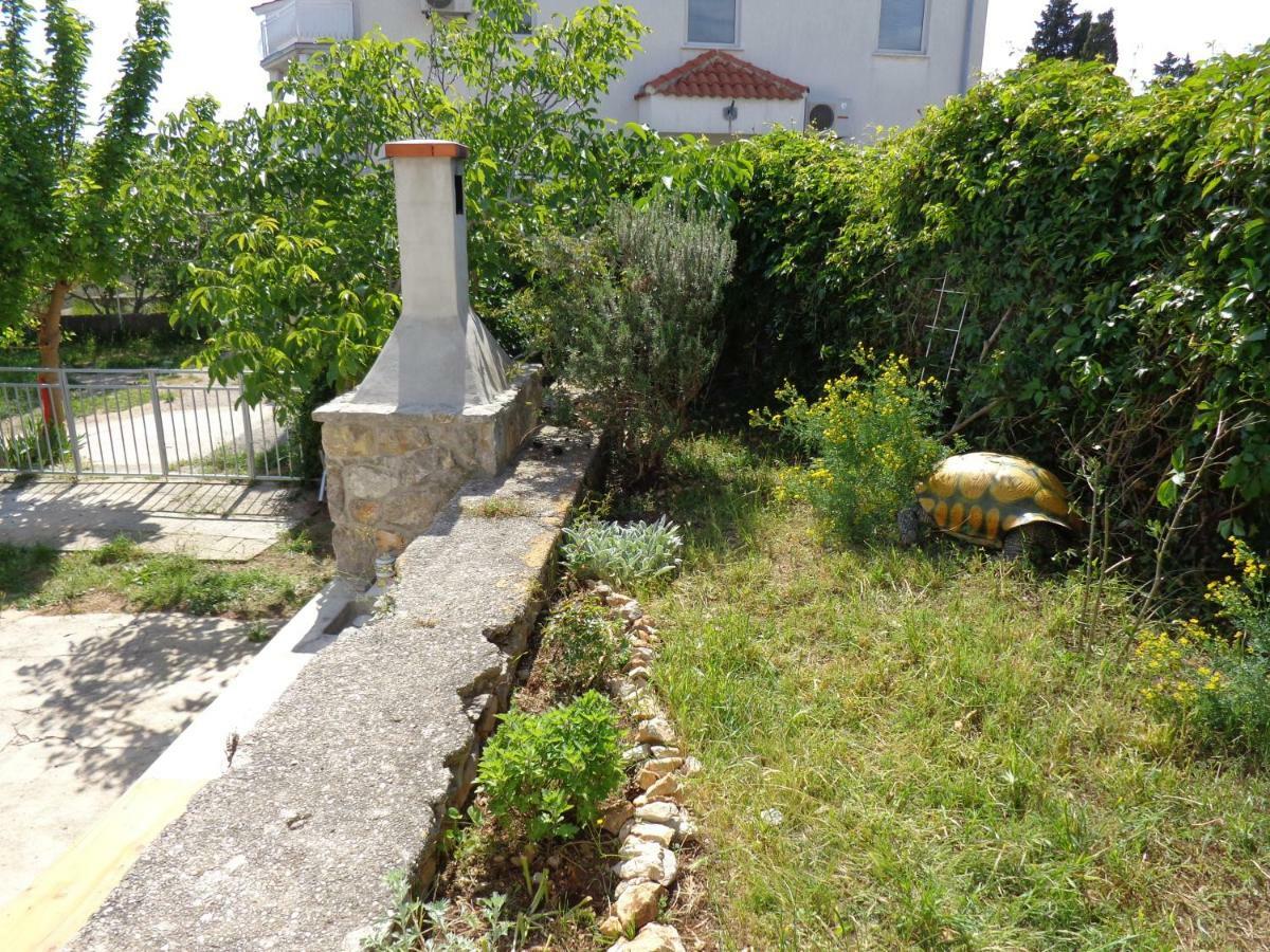 Lili Apartments, Sv Dunata 18 Kornić Exterior foto