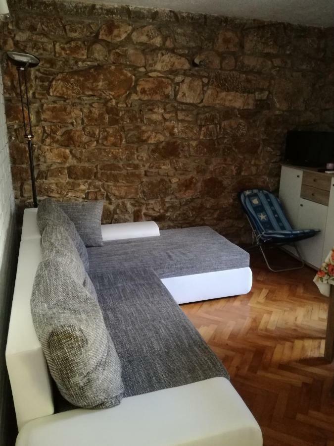Lili Apartments, Sv Dunata 18 Kornić Exterior foto